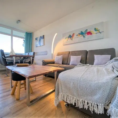 - Haus Q, App 0q0102 *